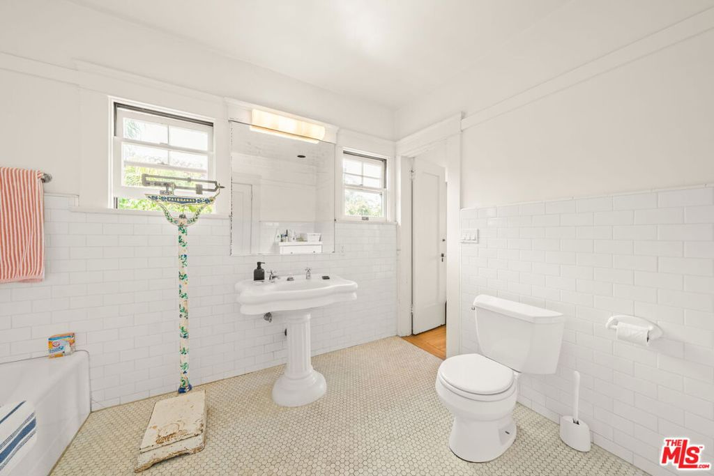 MLS #26840333 image #30