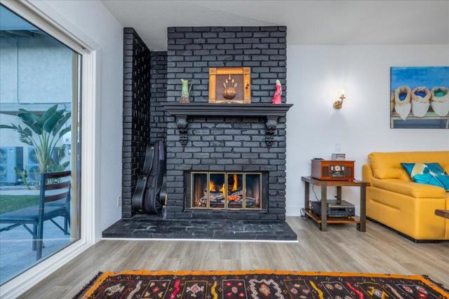 29795 Eagle Point Drive, Canyon Lake CA: https://media.crmls.org/mediaz/5b108571-aba2-469a-97ea-8d594e624f7f.jpg