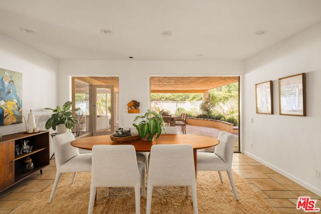 4 Bed Home for Sale in Los Angeles, California
