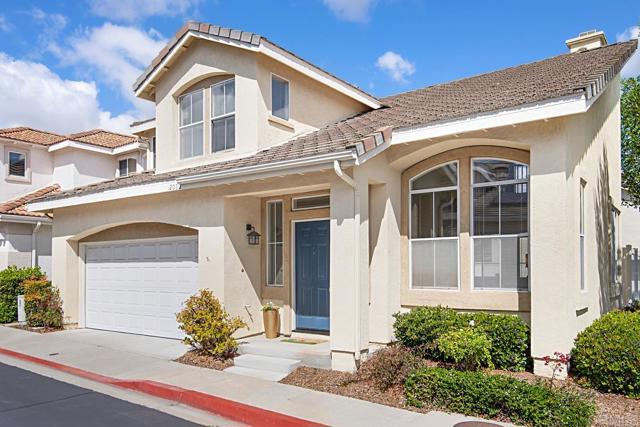 Detail Gallery Image 1 of 1 For 2080 Bravado St, Vista,  CA 92081 - 3 Beds | 2/1 Baths