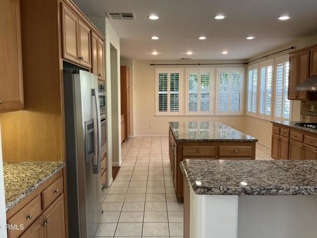 MLS #V1-33325 image #8