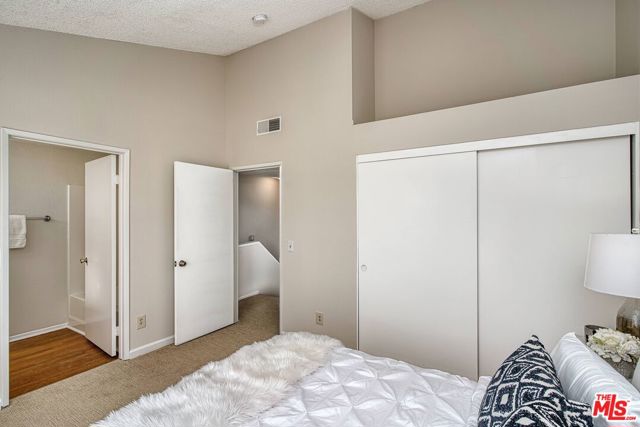 9540 SEPULVEDA Boulevard, 16 photo 8