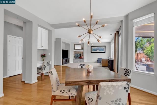 1731 Palmer Dr, Concord CA: https://media.crmls.org/mediaz/5b12f01e-4cf7-4f31-bba9-ae0a327fd435.jpg