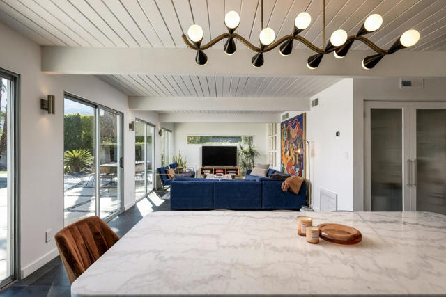 503 E Laurel Circle, Palm Springs, CA 92262
