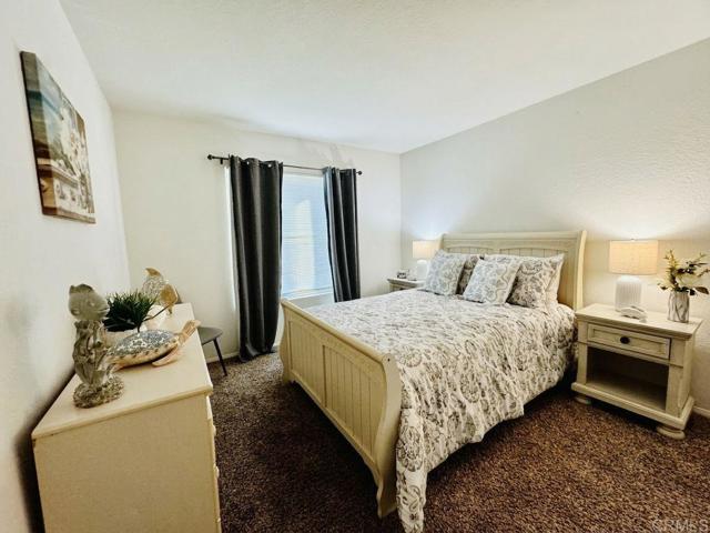 Detail Gallery Image 14 of 24 For 1984 Casablanca Ct, Vista,  CA 92081 - 3 Beds | 2/1 Baths