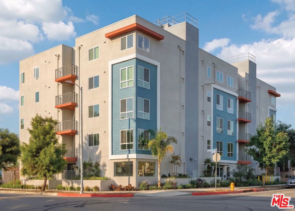 Multifamily at 3567 Chesapeake Avenue