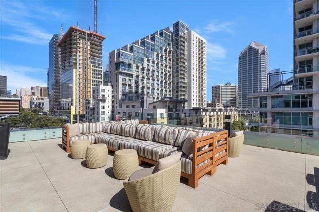 1388 Kettner Blvd, San Diego CA: https://media.crmls.org/mediaz/5b147073-7b8e-4649-ac77-20129b109e8a.jpg