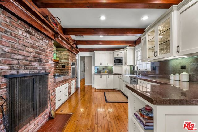 3 Bed Home for Sale in Sherman Oaks, California