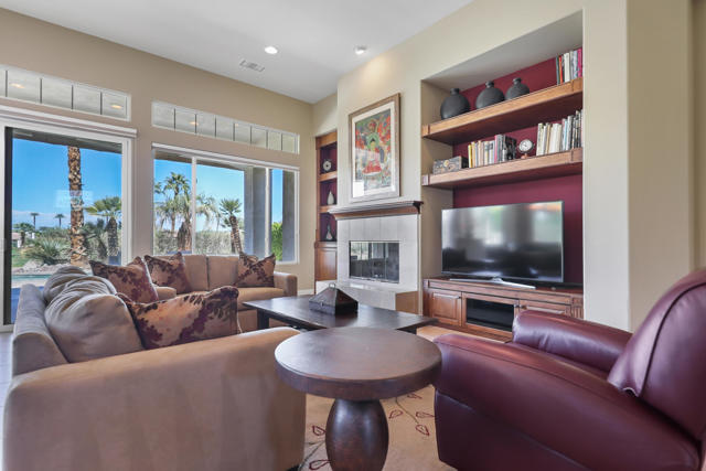 50405 Verano Drive, La Quinta CA: https://media.crmls.org/mediaz/5b152eac-847d-40d5-9e41-255f925f933b.jpg