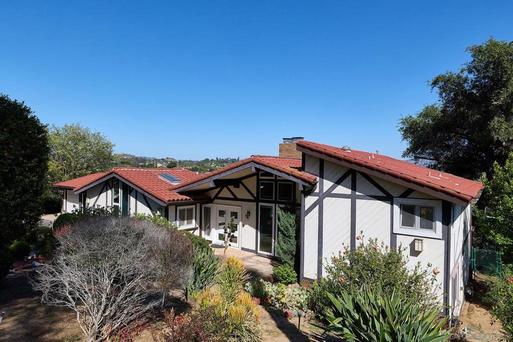 2448 Royal Crest - photo 8