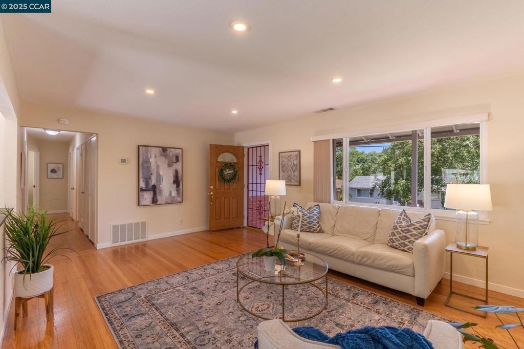 3215 Camino Colorados