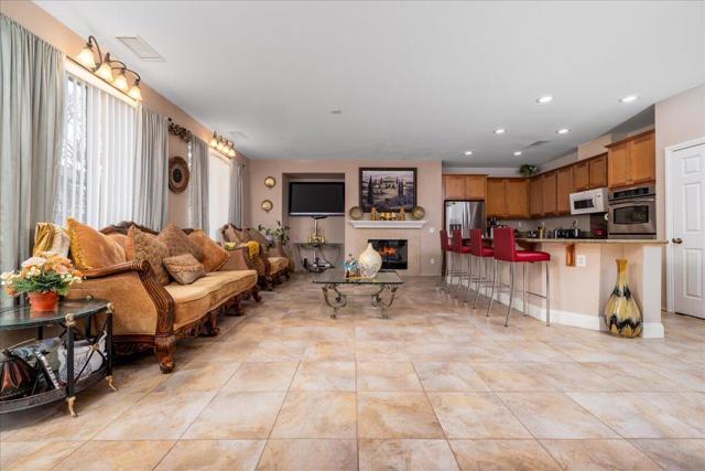 Image 15 of 43 For 34280 Lupine Court