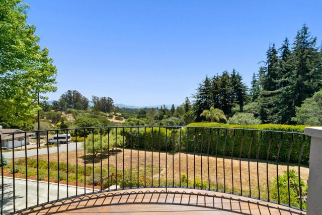 125 Orchard Heights Lane, Corralitos CA: https://media.crmls.org/mediaz/5b162587-17ca-45b7-8e01-a88e88b2b720.jpg