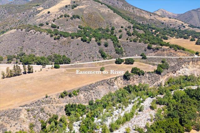 47292 Arroyo Seco Road, Greenfield CA: https://media.crmls.org/mediaz/5b1672b1-0b42-4960-9ca1-728069873e6e.jpg