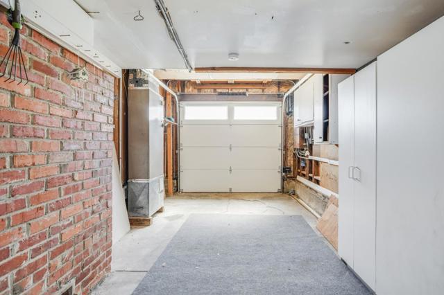 16 N Rochester Street, San Mateo CA: https://media.crmls.org/mediaz/5b167ef4-586c-4959-a606-16a41b25e755.jpg