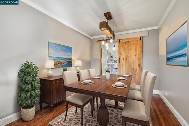 7519 Driftwood Way, Pleasanton CA: https://media.crmls.org/mediaz/5b16a393-5f2a-4c47-87c4-d5dc4081f5f3.jpg