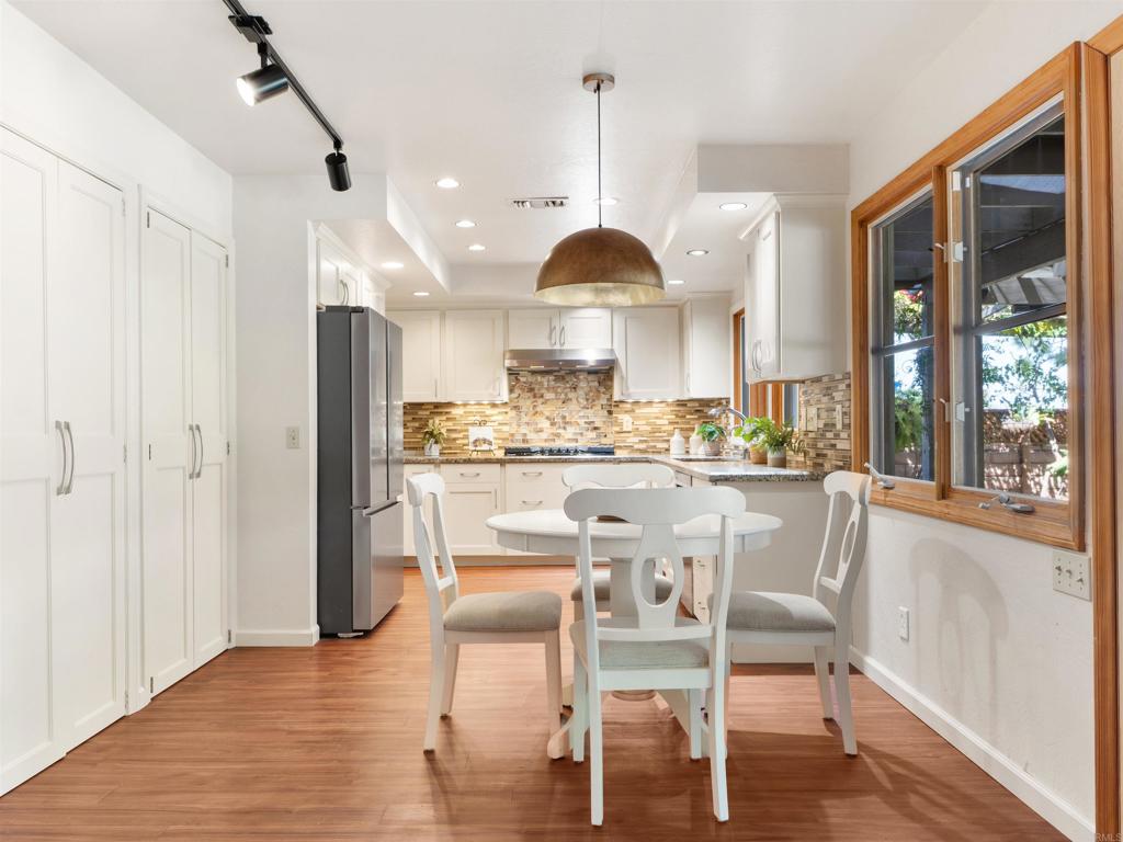 2646 Unicornio St - photo 15