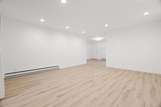 1033 Crestview Drive, Mountain View CA: https://media.crmls.org/mediaz/5b16eeaf-0302-4d37-840b-ca2c3f0b584c.jpg