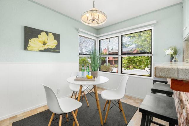 411 Alta Vista Dr, Santa Cruz CA: https://media.crmls.org/mediaz/5b174cea-1ffe-441d-82e8-dc6536f304e4.jpg