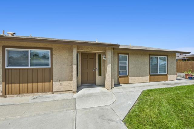 Detail Gallery Image 2 of 18 For 1382 Tobias Dr, Chula Vista,  CA 91911 - 3 Beds | 3 Baths