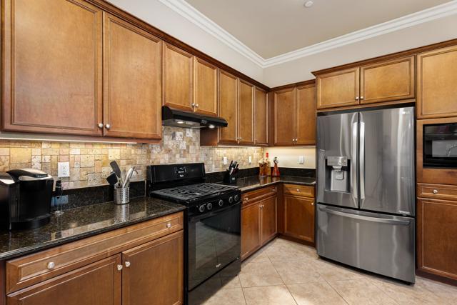 39007 Camino Orquesta, Indio CA: https://media.crmls.org/mediaz/5b17c885-9a26-4c56-9719-4ab2088d2cf9.jpg