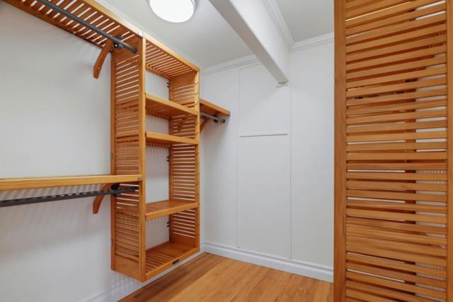 12387 Stonebrook Drive, Los Altos Hills CA: https://media.crmls.org/mediaz/5b1833bb-752c-4e34-b246-bb425385bd19.jpg