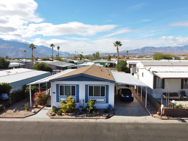 Image 37 of 45 For 14777 Palm Drive  186