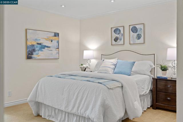 1129 AVENIDA SEVILLA, Walnut Creek CA: https://media.crmls.org/mediaz/5b1918a1-775a-4fed-a152-fcefbb094e02.jpg