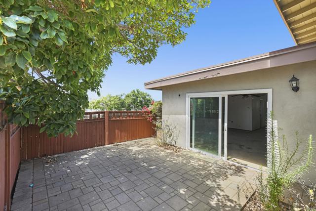 Detail Gallery Image 15 of 21 For 747 Hygeia Ave, Encinitas,  CA 92024 - 3 Beds | 3 Baths