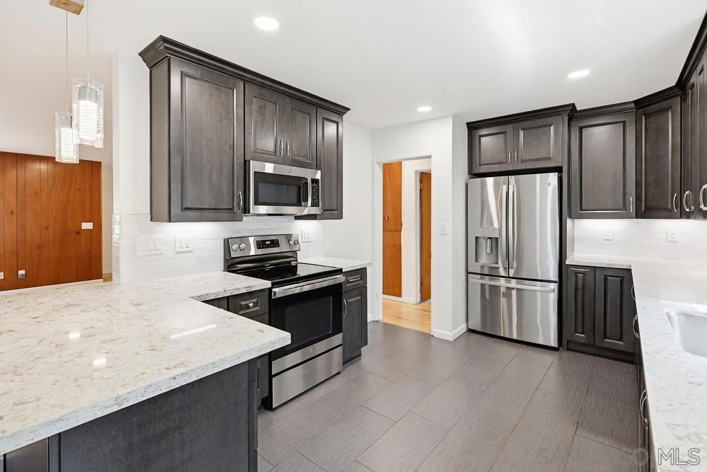 4347 Voltaire - photo 3