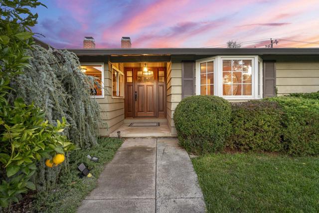 1446 La Crosse Drive, Sunnyvale CA: https://media.crmls.org/mediaz/5b1b8b32-e77c-4f10-bc03-65a9ff652988.jpg
