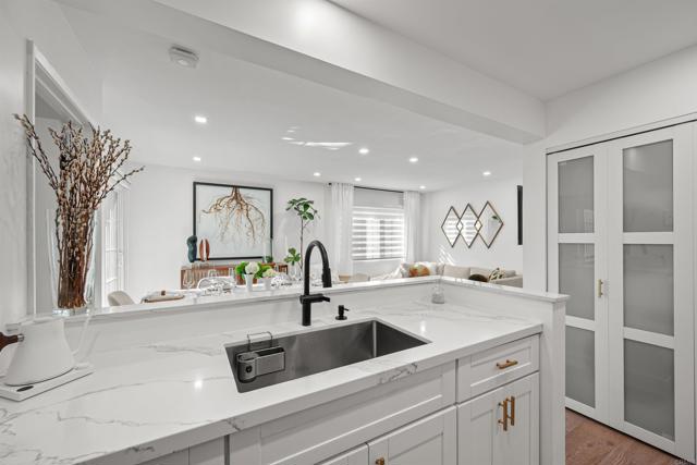 Detail Gallery Image 14 of 47 For 746 Eastshore #106,  Chula Vista,  CA 91913 - 2 Beds | 2 Baths