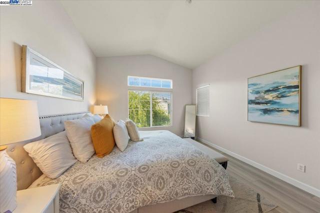 253 Bellington Cmn, Livermore CA: https://media.crmls.org/mediaz/5b1c952a-b31b-492d-803f-fecb83bb8c80.jpg