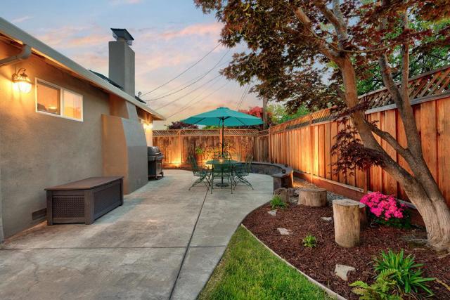 843 S Genevieve Lane, San Jose CA: https://media.crmls.org/mediaz/5b1e3102-9c67-46b7-8da9-cb81f9e96160.jpg