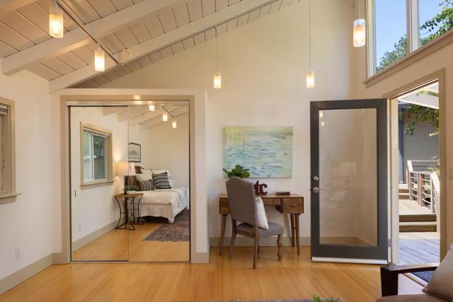 25245 Ward Place, Carmel CA: https://media.crmls.org/mediaz/5b1ecc14-2253-4f32-a191-f7ef7092569e.jpg