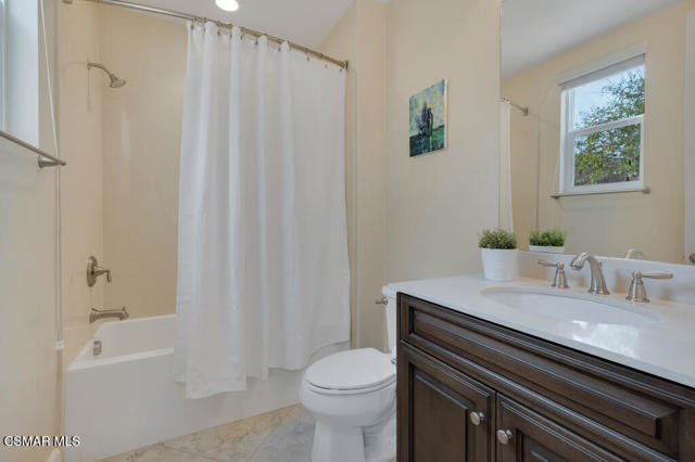 Image 35 of 93 For 6894 Copper Creek Place