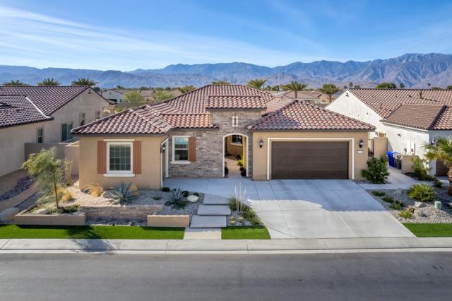 15 Tannin, Rancho Mirage CA: https://media.crmls.org/mediaz/5b20543a-fe97-4fd8-baa4-e3d3e3d883dd.jpg