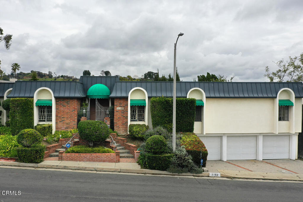 2186 Hercules Drive, Los Angeles, CA 90046