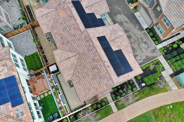 1426 S Central Parkway, Mountain House CA: https://media.crmls.org/mediaz/5b23353a-23b2-484b-ac3d-b03e5a38087f.jpg