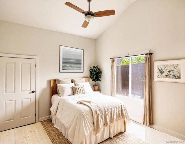 194 Neptune Ave, Encinitas CA: https://media.crmls.org/mediaz/5b26a935-7382-4e7b-85da-06068f0d7599.jpg