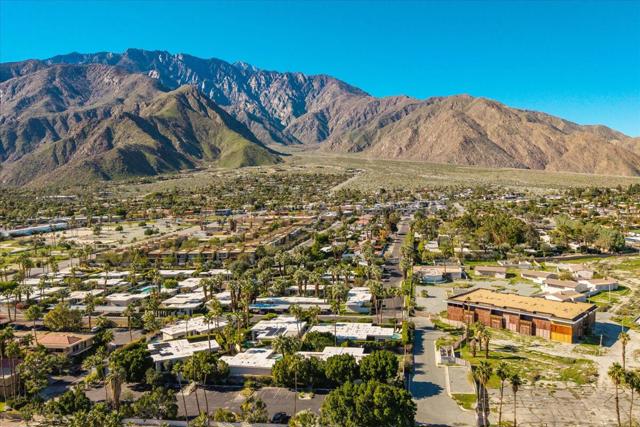 130 W Racquet Club Road #511, Palm Springs, CA 92262