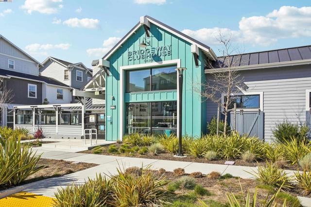 Image 45 of 60 For 37450 Watersail Way