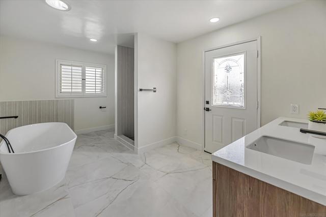 Image 29 of 48 For 8160 Laurelridge Rd