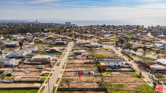 871 Galloway Street photo 6