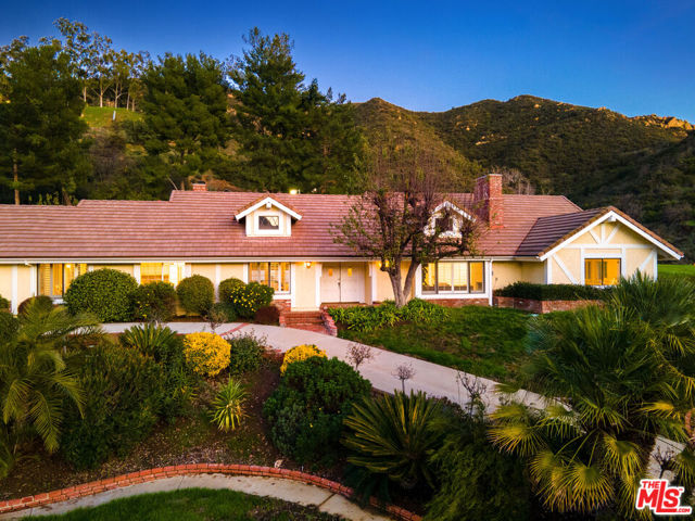 24592 Mulholland Highway photo 8