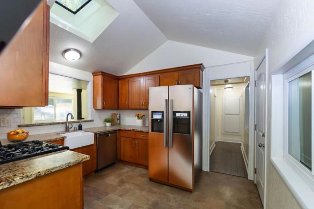 152 Lorenzo Lane, Boulder Creek CA: https://media.crmls.org/mediaz/5b2b53a5-1547-411f-8d7f-0031d6f3383b.jpg