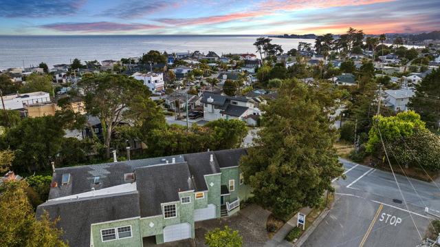 399 Sea Ridge Road, Seacliff CA: https://media.crmls.org/mediaz/5b2b66d4-68be-4b68-8e25-d87bf71e1498.jpg