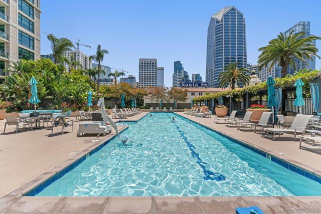 1199 Pacific Hwy, San Diego CA: https://media.crmls.org/mediaz/5b2cda1a-1c4f-479b-8e16-5f2d24d96979.jpg