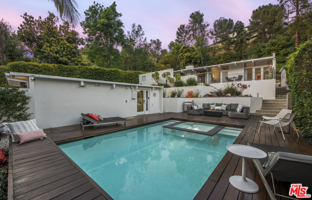 2544 Greenvalley Road, Los Angeles CA: https://media.crmls.org/mediaz/5b2d484f-59e8-4ed9-a0ad-9d983134894a.jpg