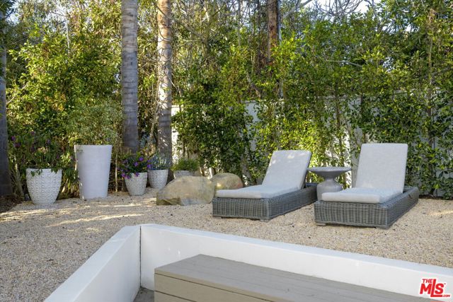 2311 Finney Street, Summerland CA: https://media.crmls.org/mediaz/5b2dc2b3-b2eb-490d-9279-49d4cc5913dd.jpg